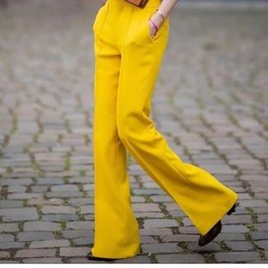 New Zara Mustard Yellow color Flared Pants in size M